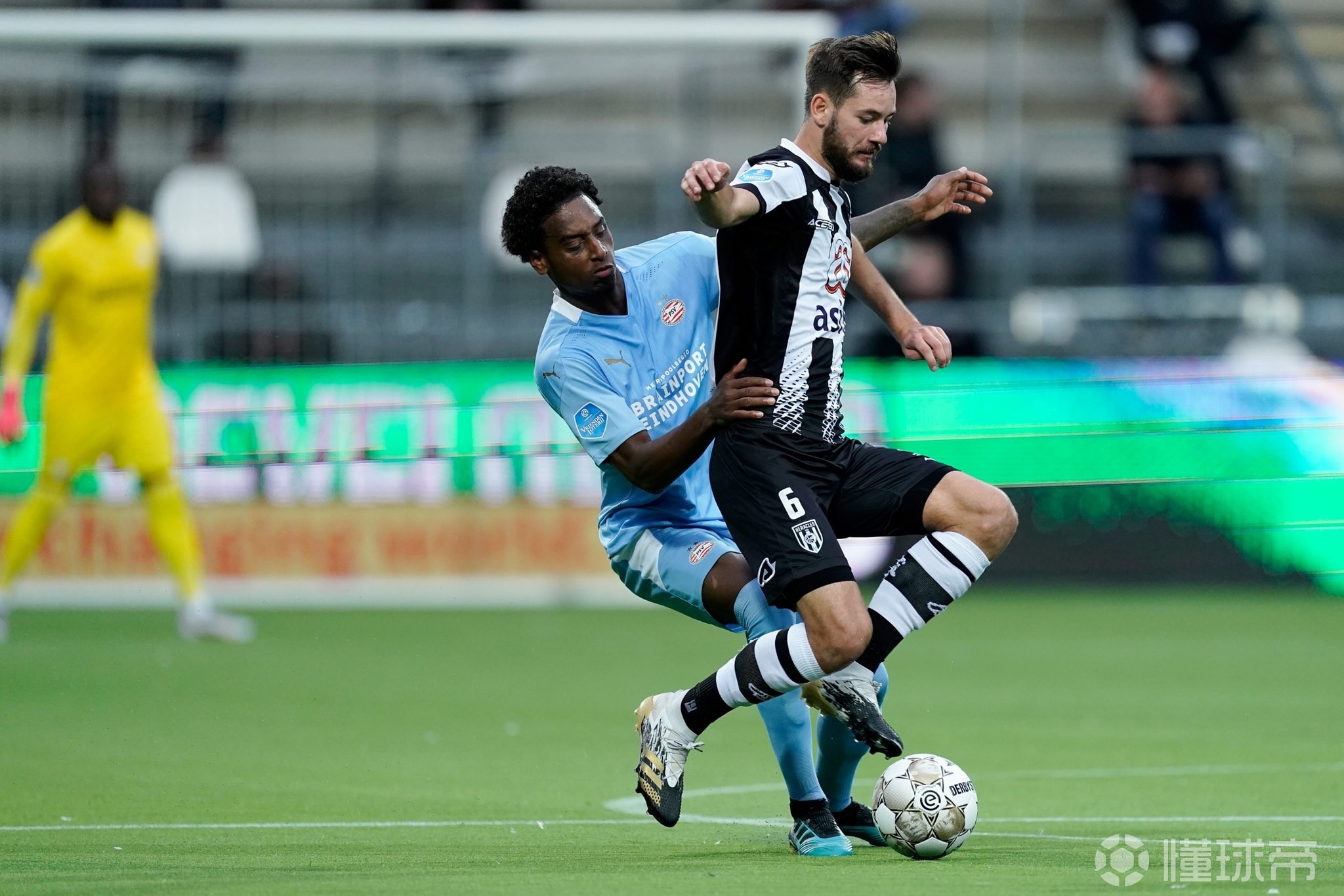 九游线上体育 -集结日荷甲传出新动向；迈阿密热火止住颓势；管理层表态——管理层满意；临场指挥获称赞的简单介绍