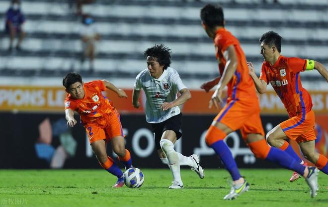 九游体育官方网站 -关于里尔发布备战花絮,集结日调整名单,亚冠任务艰巨,阵容厚度经受考验的信息