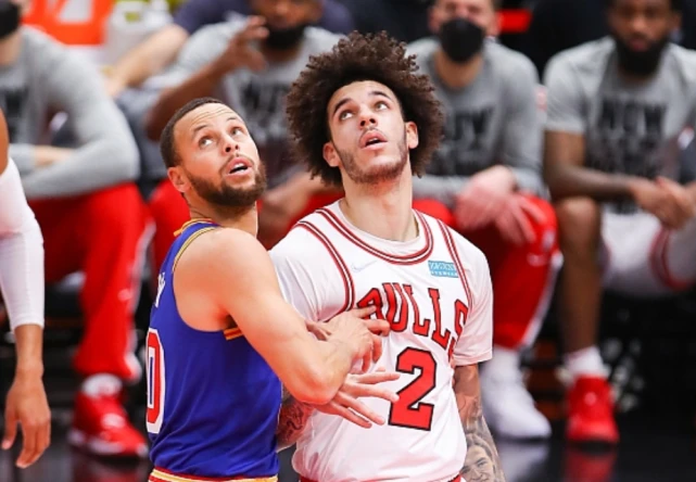 九游体育直播官网 -里程碑夜芝加哥公牛战术微调，欧冠关键时刻刷纪录，管理层满意，心理建设被强调的简单介绍